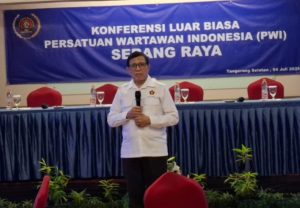KONFERENSI LUAR BIASA PWI SERANG RAYA SUKSES PILIH ENGKOS SEBAGAI KETUA