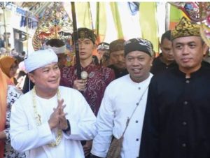 BUPATI KUNINGAN PUJI BABARIT KELURAHAN WINDUHERANG KE 544 SEBAGAI UPAYA MELESTARIKAN BUDAYA LELUHUR  ( Realese DISKONINFO-PROKOMPIM )